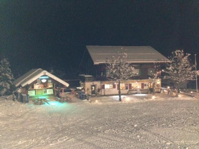 Gasthaus Waldhaus Hotell Melchtal Exteriör bild